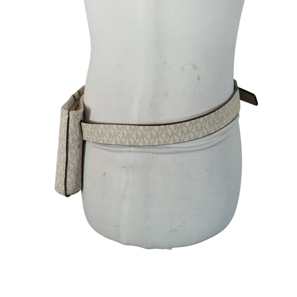 NWOT! MICHAEL KORS! WHITE, GRAY, BROWN VEGAN LEATHER HIP PACK FANNY PACK, PURSE! - Picture 6 of 10